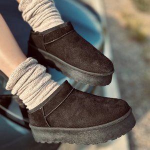 NEW🔥Faux Suede/Fur Lined Slip-On Platform Slipper Booties Round Toe Relaxed Fit